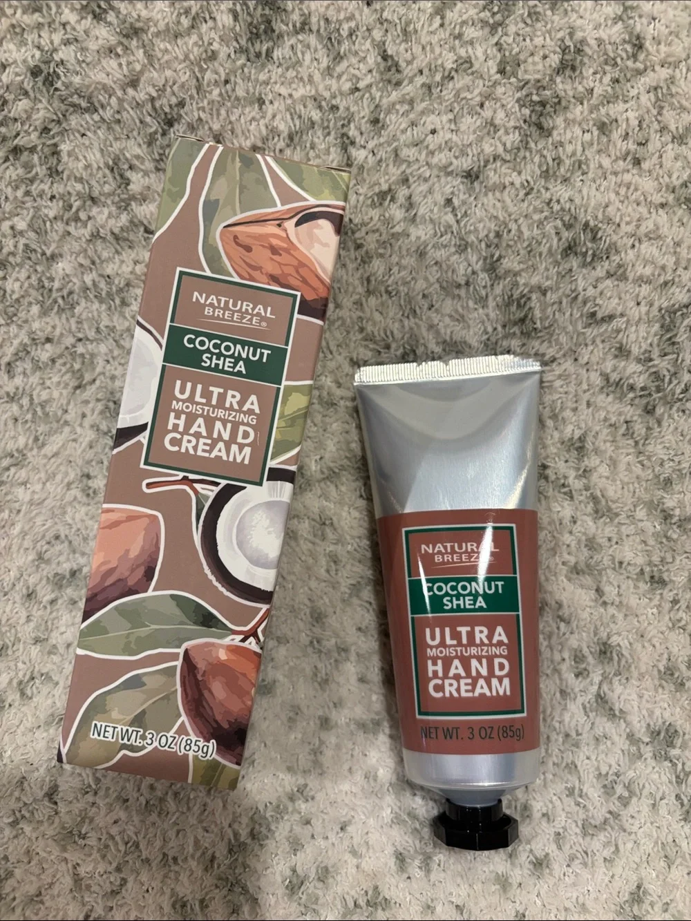 Natural Breeze Scented Coconut Shea Ultra Moisturizing Hand Cream NWT 3oz